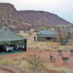 Unser Camp: Links das Speisezelt, rechts hinten die Gästezelte © Foto: René Schmidt | Outback Africa Erlebnisreisen Damaraland