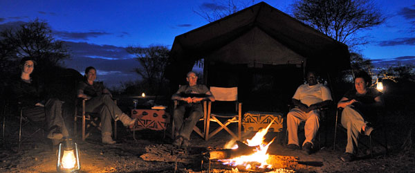 Lagerfeuerromantik in der Wildnis © Foto: Marco Penzel | Outback Africa Erlebnisreisen