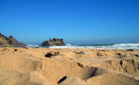 Am Strand des Indischen Ozeans bei Knysna