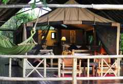Katavi Wildlife Camp, Zeltchalet mit großer Veranda &copy; Foto: Marco Penzel | Outback Africa