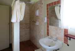 Badezimmer, Thebe River Safaris Lodge &copy; Foto: S.Schlesinger| Outback Africa