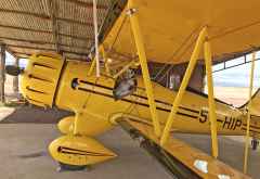 Probesitzen im Hangar von Lewa Wilderness
