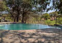 Pool der Makalali River Lodge &copy; Foto: Justine Retzar | Outback Africa Erlebnisreisen