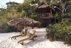 Die Beach Rooms in Fundu Lagoon haben direkten Strandzugang &copy; Foto: Svenja Penzel | Outback Africa