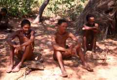 Die Sanmänner leben von der Jagd, Living Museum of San &copy; Foto: Doreen Schütze | Outback Africa