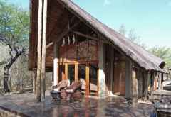 Black Rhino Lodge, Chalet &copy; Foto: Jens Doering | Outback Africa