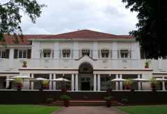 Victoria Falls Hotel, Hauptgebäude &copy; Foto: S.Schlesinger| Outback Africa