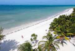 Strand am Fun Beach Hotel &copy; Foto: Our Zanzibar