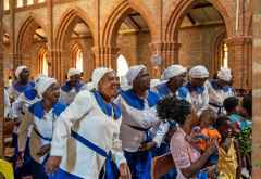 Gottesdienst in der St. Peters Cathedral, Likoma Island &copy; Foto: Marco Penzel | Outback Africa