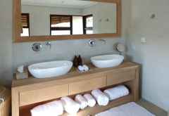 Mhondoro Game Lodge, Badezimmer &copy; Foto: Jens Doering | Outback Africa