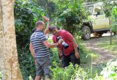 Gelungener Schnappschuss der Büffelspinne; Arusha Nationalpark © Foto: S. Schlesinger
