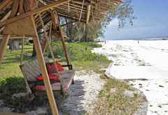 Romantische Schaukel am Strand, Nomad Beach Resort &copy; Foto: Svenja Penzel | Outback Africa Erlebnisreisen