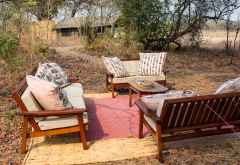Nkonzi Camp: Lounge unter freiem Himmel &copy; Foto: Marco Penzel | Outback Africa