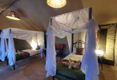 Serengeti View Camp, Zelt innen &copy; Foto: Ulrike Pârvu | Outback Africa Erlebnisreisen