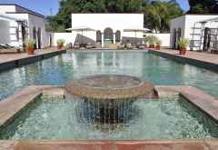 The Victoria Falls Hotel, Swimming-Pool &copy; Foto: Marco Penzel | Outback Africa