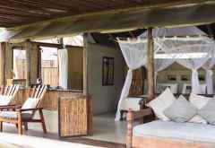 Old Mondoro, Zimmer mit Terrasse &copy; Foto: Marco Penzel | Outback Africa