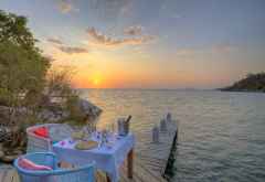 Kaya Mawa - Dinner zum Sonnenuntergang &copy; Foto: Green Safaris