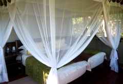 Sango Safari Camp, Zelt von innen © Foto: Ulrike Pârvu | Outback Africa Erlebnisreisen