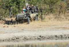 Kwando setzt besondere, völlig offene Pirschfahrzeuge der Marke Uri ein. &copy; Foto: Marco Penzel | Outback Africa
