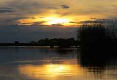 Abendstimmung im Okavango-Delta &copy; Foto: S.Schlesinger| Outback Africa
