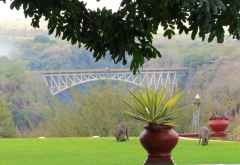 Victoria Falls Hotel, Ausblick zur Brücke &copy; Foto: Susanne Schlesinger | Outback Africa