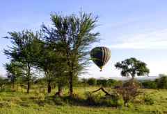 Sayari Camp, Ballon vor dem Camp &copy; Foto: Judith Nasse | Outback Africa Erlebnisreisen