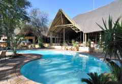 Chobe Safari Lodge, Pool &copy; Foto: Marco Penzel | Outback Africa