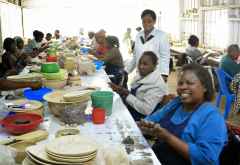 Kazuri Bead Factory, im Arbeitsraum &copy; Foto: Susanne Schlesinger | Outback Africa