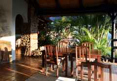 Gorges Lodge, Terrasse &copy; Foto: Ulrike Pârvu | Outback Africa