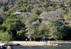 Pumulani vom See aus gesehen © Foto: Svenja Penzel | Outback Africa