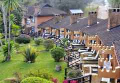 Alle Zimmer sind zum Garten und Hang hin ausgerichtet &copy; Foto: Svenja Penzel | Outback Africa