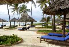 Breezes Beach Club & Spa, Liegewiese &copy; Foto: Angelika Krüger | Outback Africa