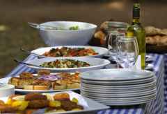 Nkwali, Lunch-Buffet. &copy; Foto: Marco Penzel | Outback Africa