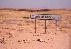 Schild am Südlichen Wendekreis &copy; Foto: Doreen Schütze | Outback Africa