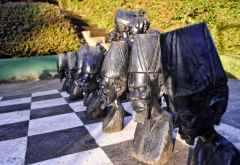 Schachspiel im Garten &copy; Foto: Svenja Penzel | Outback Africa