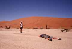 ... und so wirds gemacht. Heidi und Alex &copy; Foto: Doreen Schütze | Outback Africa