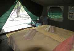 Zelt innen, Hyena Pan Camp &copy; Foto: S.Schlesinger| Outback Africa