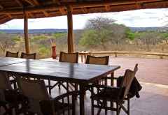 Little Olivers Camp, Terrasse, Tarangire Nationalpark &copy; Foto: Judith Nasse | Outback Africa Erlebnisreisen
