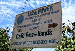 Usa River Rehabilitation Center, Schild &copy; Foto: S.Schlesinger | Outback Africa