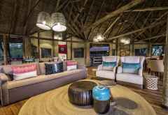 Lounge, Xigera Camp &copy; Foto: © Foto: Mike Myers für Wilderness Safaris