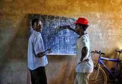 Tafel im Klassenraum &copy; Foto: Svenja Penzel | Outback Africa