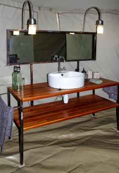 Namiri Plains Camp, Badezimmer &copy; Foto: Judith Nasse | Outback Africa Erlebnisreisen