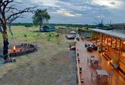 Nogatsaa Pans Chobe Lodge