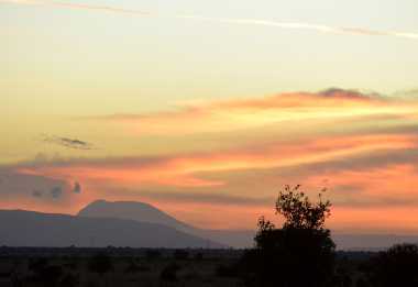 Satao Camp, Sundowner mit Blick auf den Kilimanjaro &copy; Foto: Susanne Schlesinger | Outback Africa