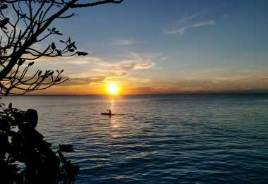 Sonnenuntergang am Sandies Baobab Beach Zanzibar &copy; Foto: Ulrike Pârvu | Outback Africa Erlebnisreisen