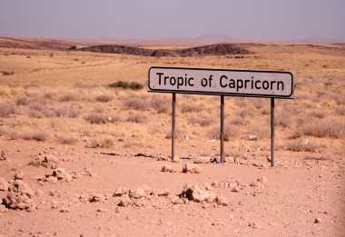 Schild am Südlichen Wendekreis &copy; Foto: Doreen Schütze | Outback Africa