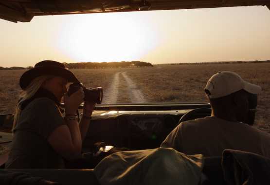 Katrin bei Ihrer Lieblingsbeschäftigung - Fotografieren &copy; Foto: privat