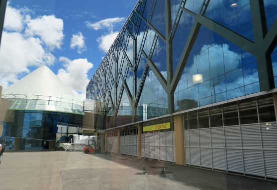 Victoria Falls Airport, neuer Terminal &copy; Foto: S. Schlesinger | Outback Africa