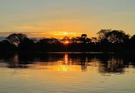 Sonnenuntergang am Shirefluss, Liwonde Nationalpark &copy; Foto: Ulrike Pârvu | Outback Africa Erlebnisreisen