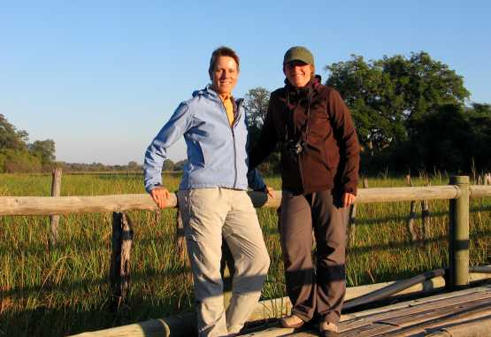 Svenja und Ulrike in Botswana © Foto: Outback Africa